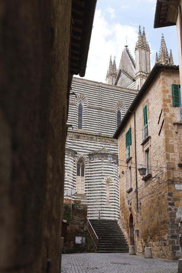 Ad Un Passo Dal Duomo Daire Orvieto Dış mekan fotoğraf